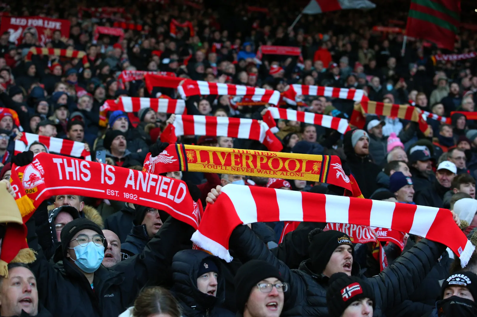 Cori contro l’Heysel durante Liverpool-City, arriva il comunicato dei Reds!