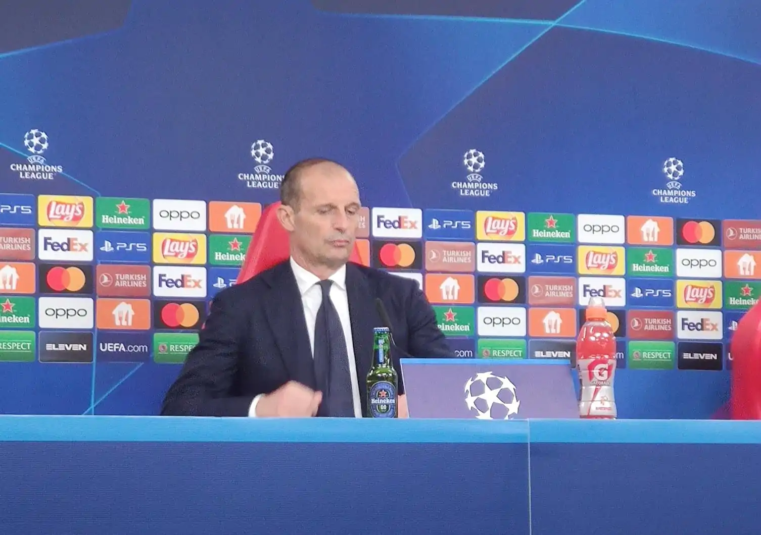 Allegri in conferenza: “Non è un fallimento!”, poi il commento sui giovani