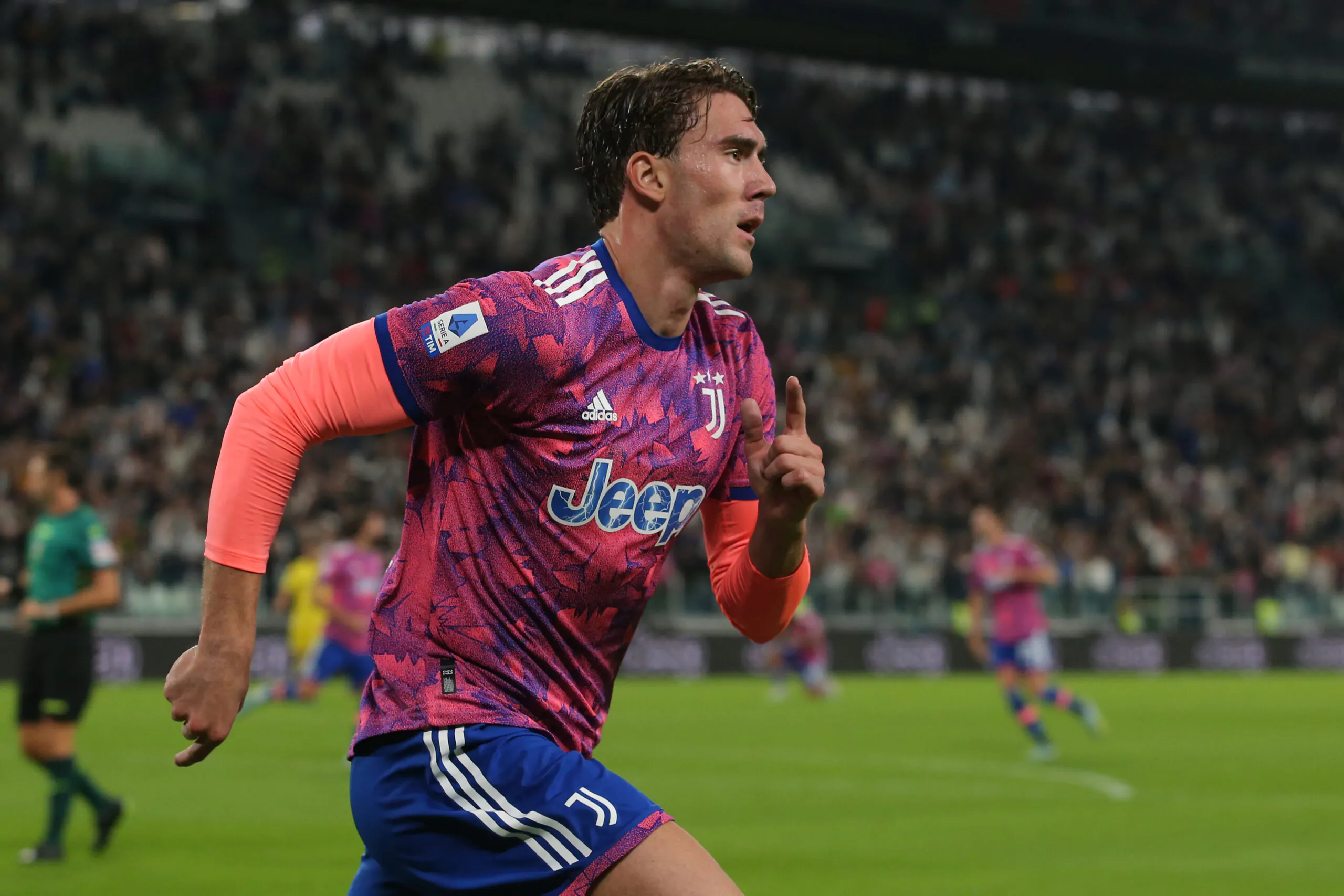 Juventus, c’è la fila per Vlahovic: quattro club sul serbo