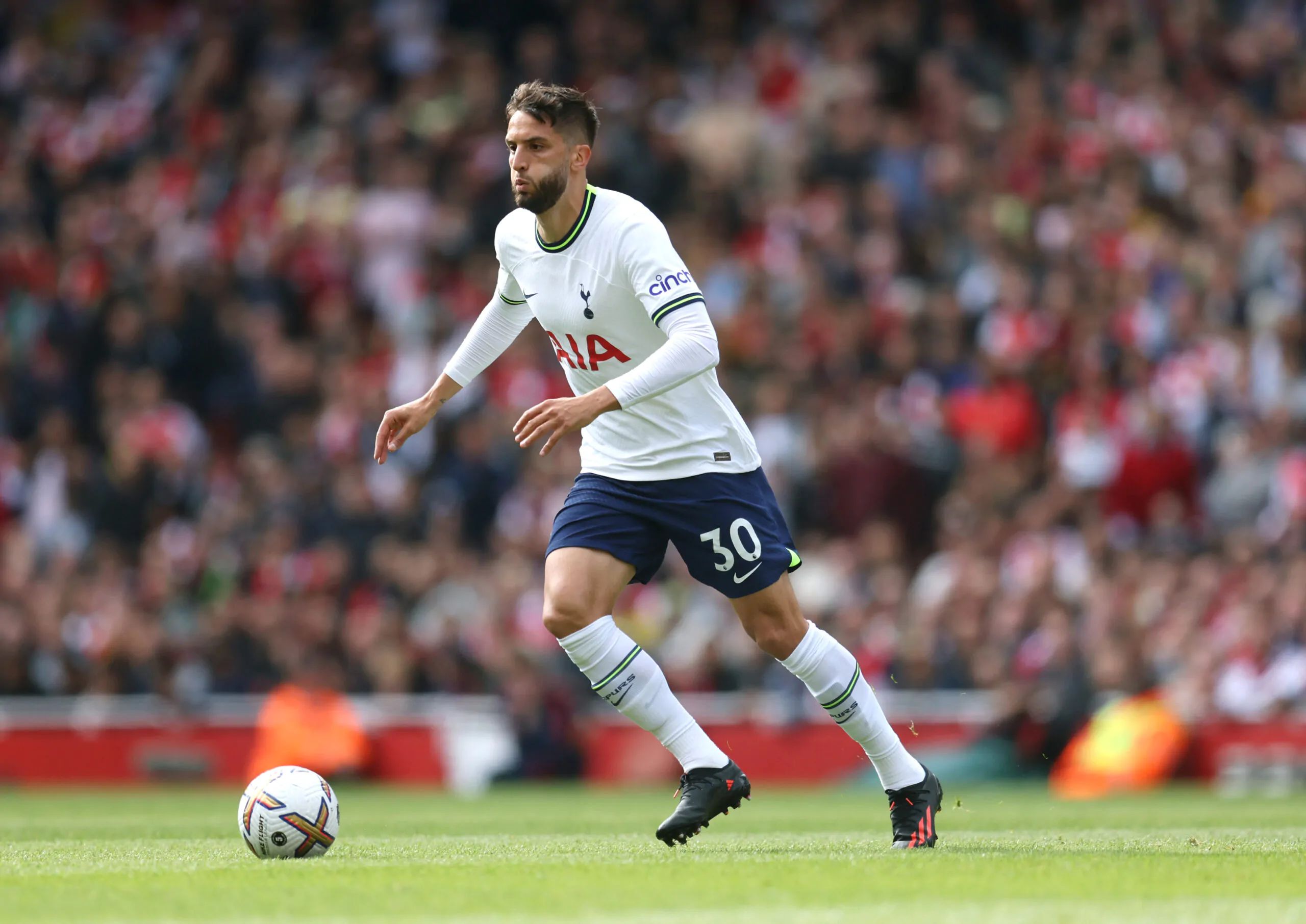 Forlan parla del connazionale Bentancur: frecciatina alla Juventus!