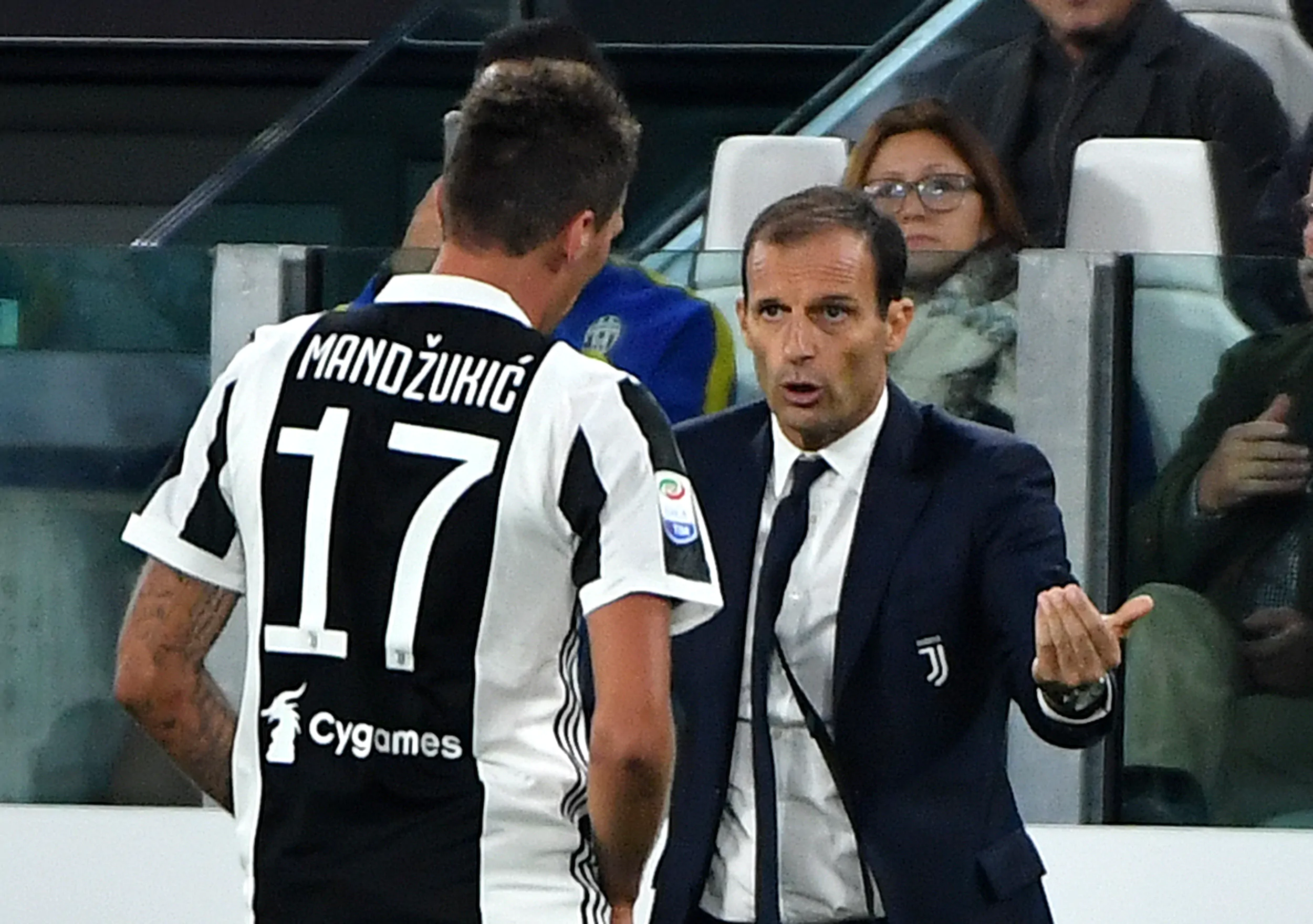 Mandzukic rivela: “Critiche ad Allegri? Non mi sorprendono”, poi il commento su Juve-Inter