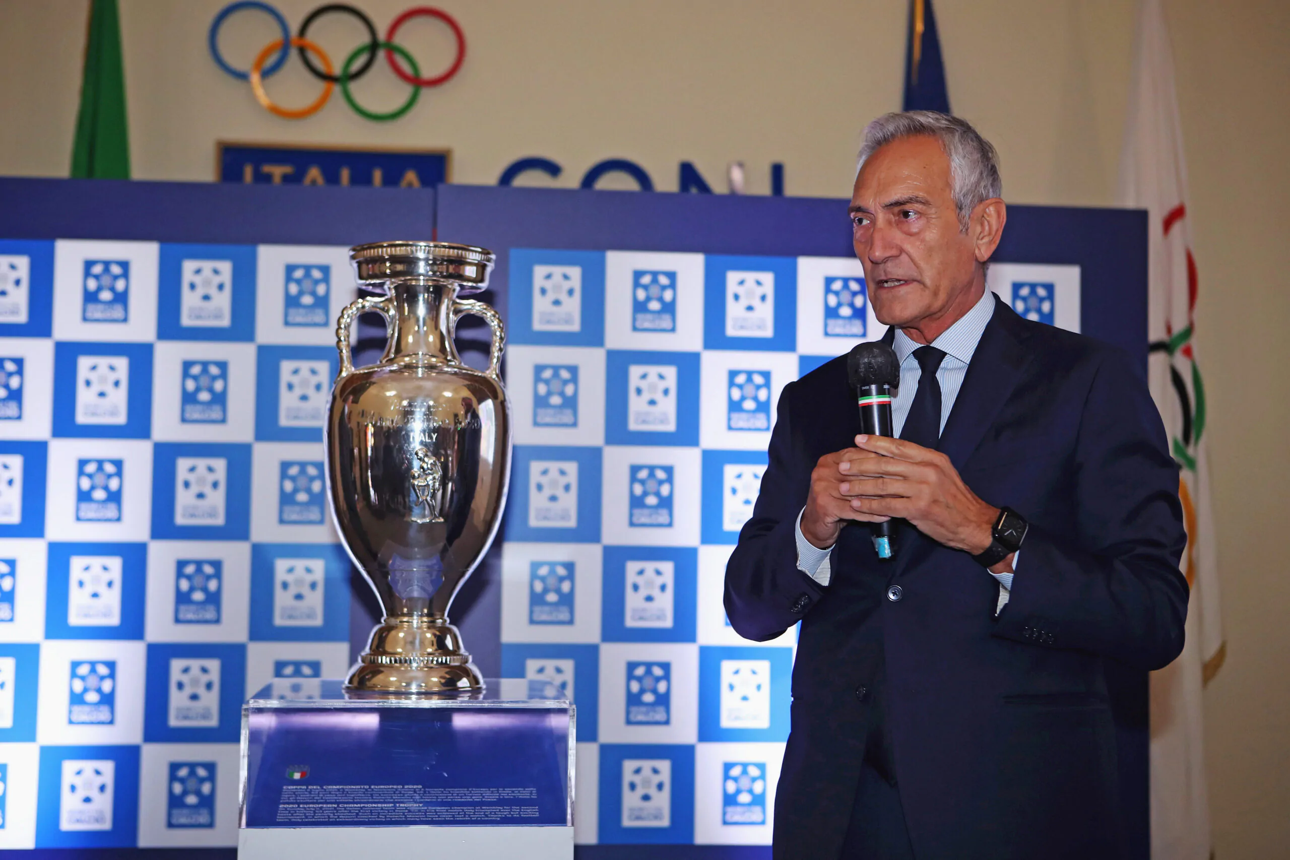 “Non meritano di essere accusati”, il commento di Gravina sullo scandalo AIA