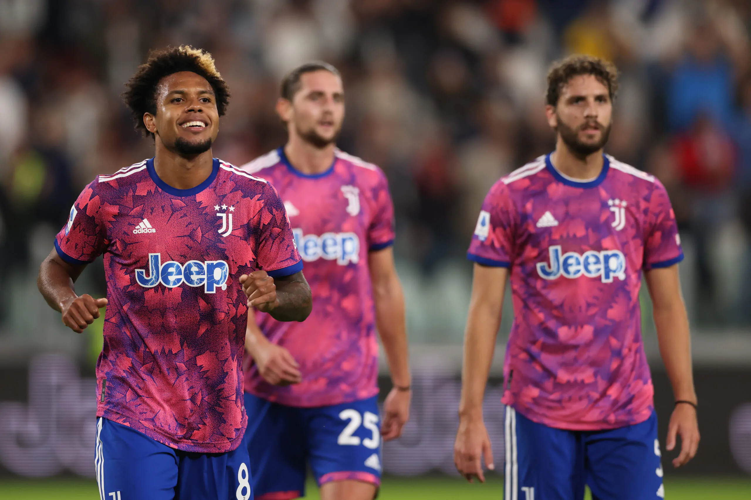 Calciomercato Juventus, futuro in bilico per il centrocampista: spunta un’opzione per gennaio