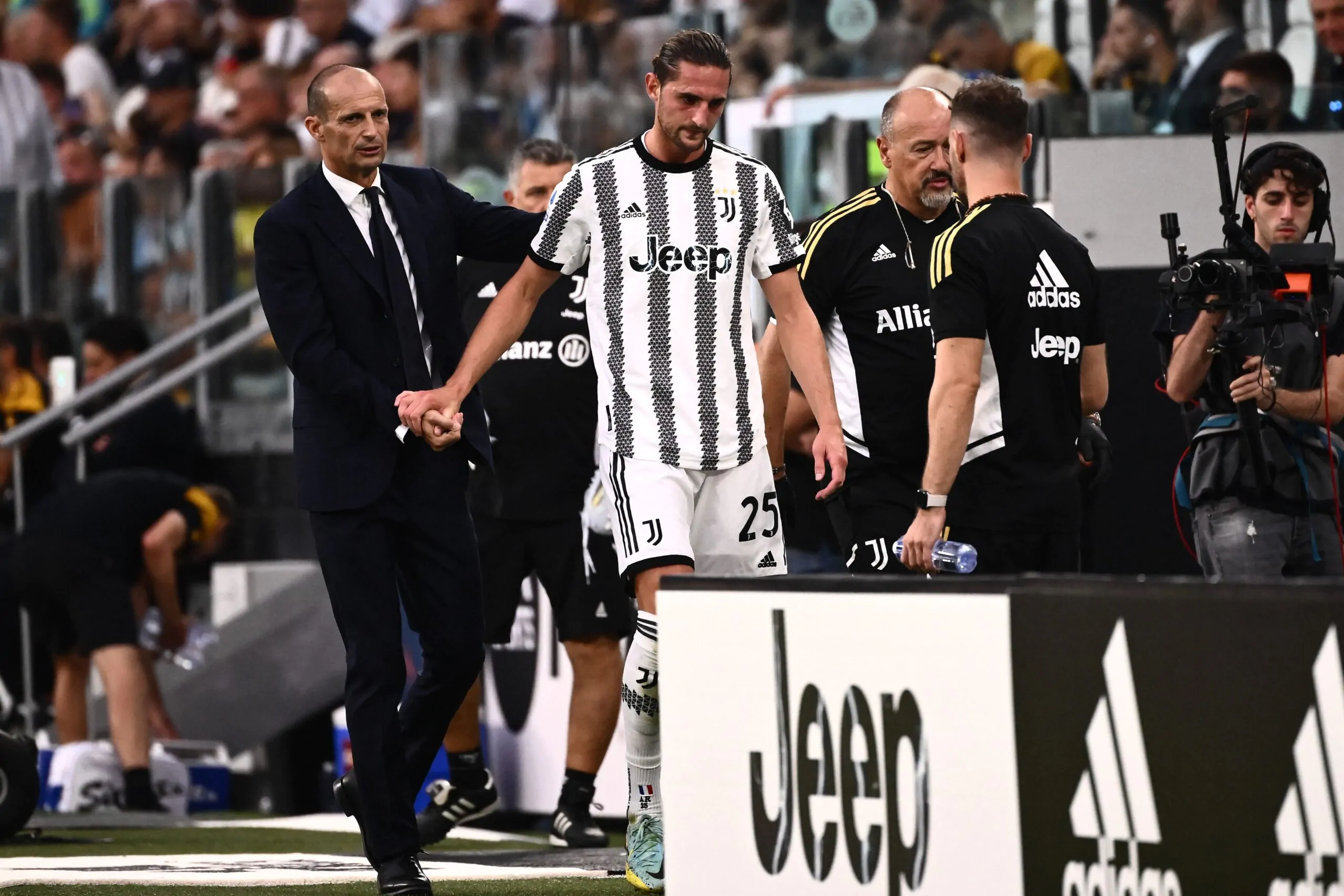 L’ex bianconero a sorpresa su Rabiot: “La Juventus ha sbagliato!”