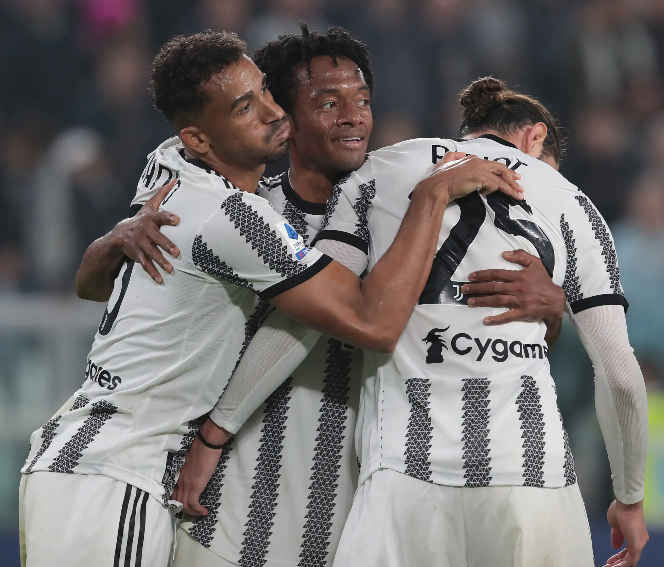Calciomercato, rinnovo con la Juventus difficile per il pupillo di Allegri: la situazione