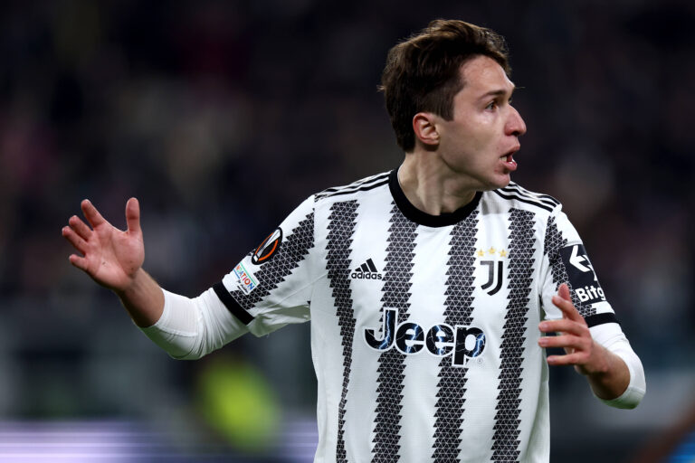 Chiesa in campo durante Juventus-Nantes