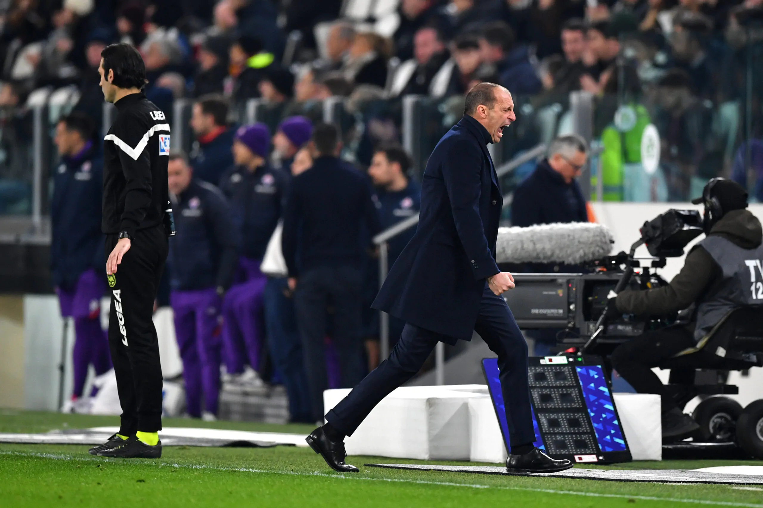 Allegri furibondo con un tifoso della Juventus: cosa è successo