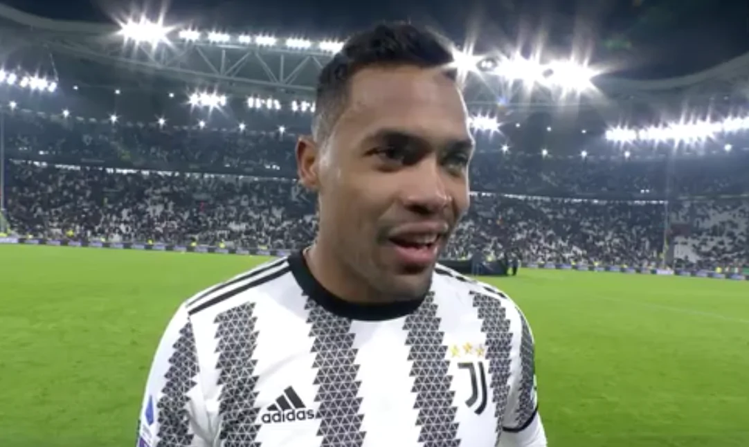 Alex Sandro intervistato a fine primo tempo