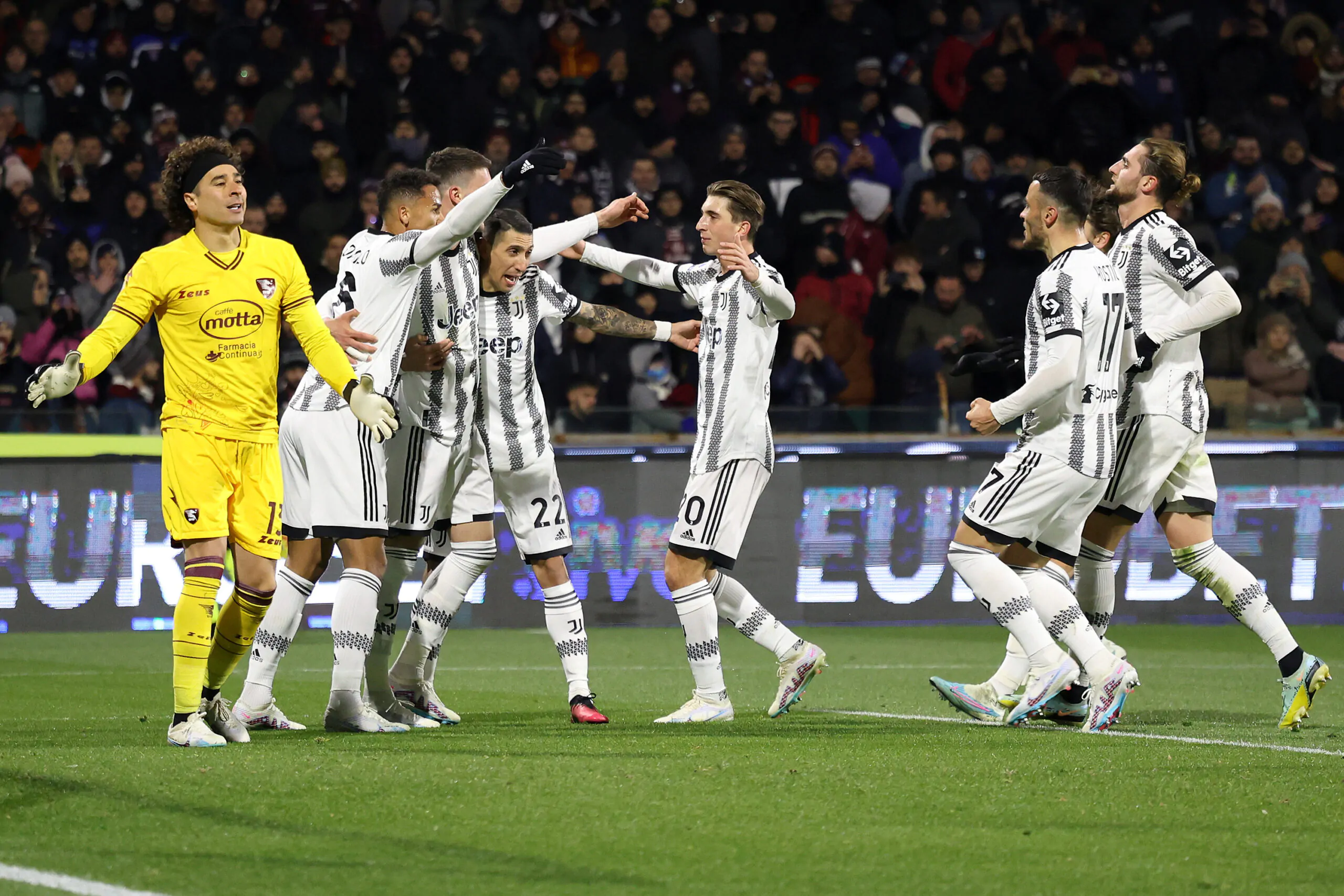 La Juventus vince lo “scontro diretto”: a Salerno c’è solo una squadra in campo
