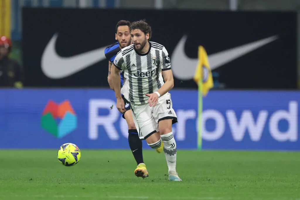 Locatelli in campo a san Siro durante Inter-Juventus