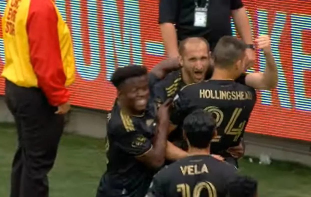 Chiellini da brividi: segna e dedica il gol ad Astori – FOTO