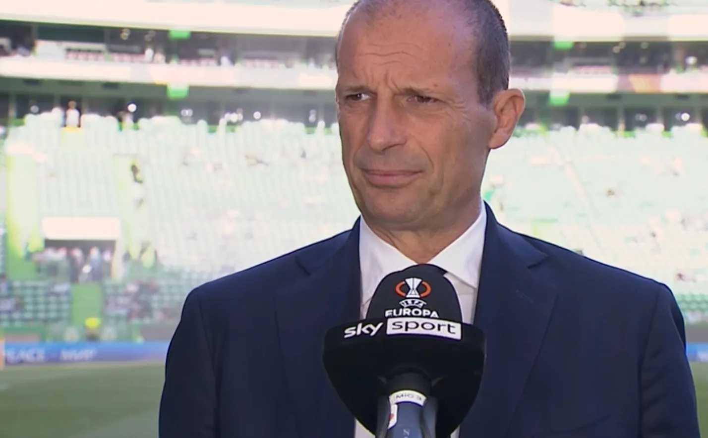 Massimiliano Allegri durante il pre-partita di Sporting-Juventus