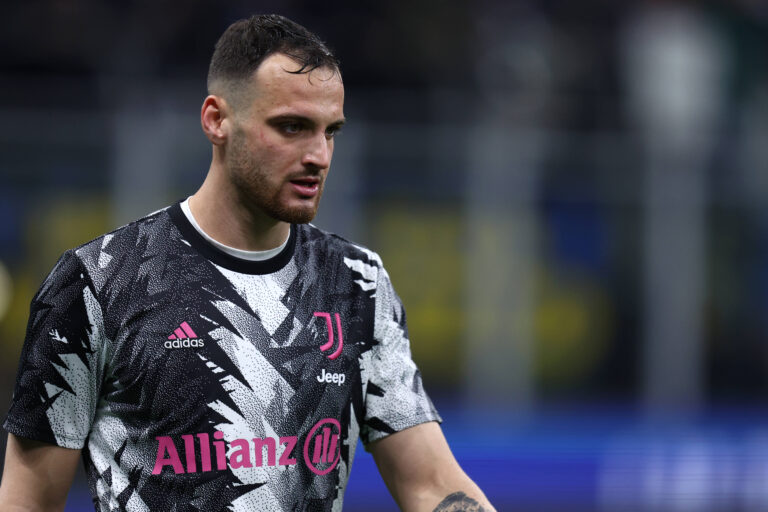 Gatti in campo durante Inter-Juventus