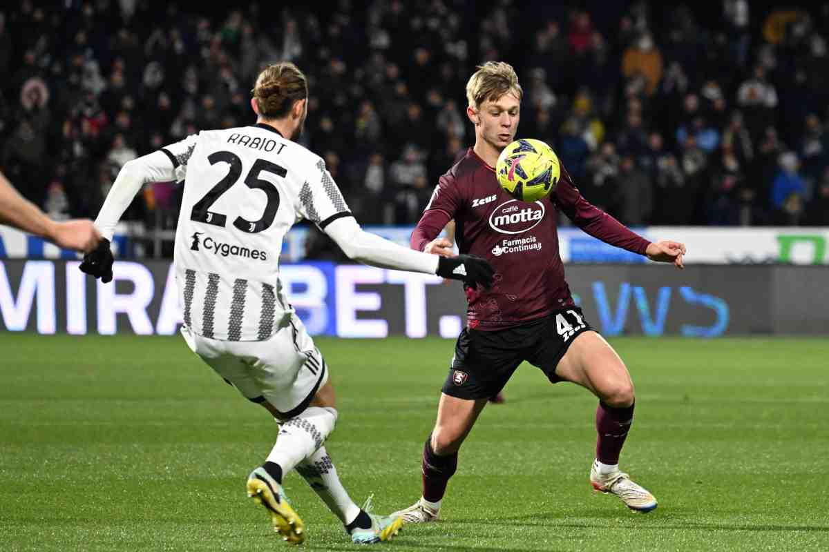 Nicolussi può lasciare la Juve