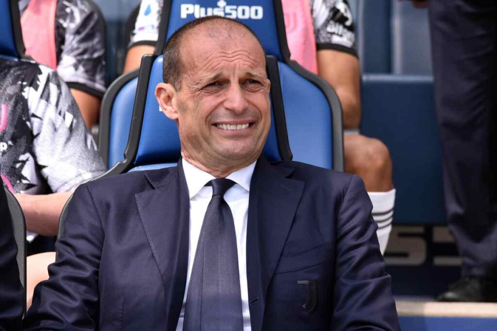 Massimiliano Allegri ha deciso insieme alla società i centrocampisti che saluteranno la Juventus