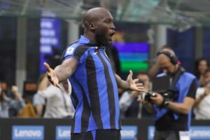 Mercato Juve, Lukaku rinuncia a parte dello stipendio per l'Inter.