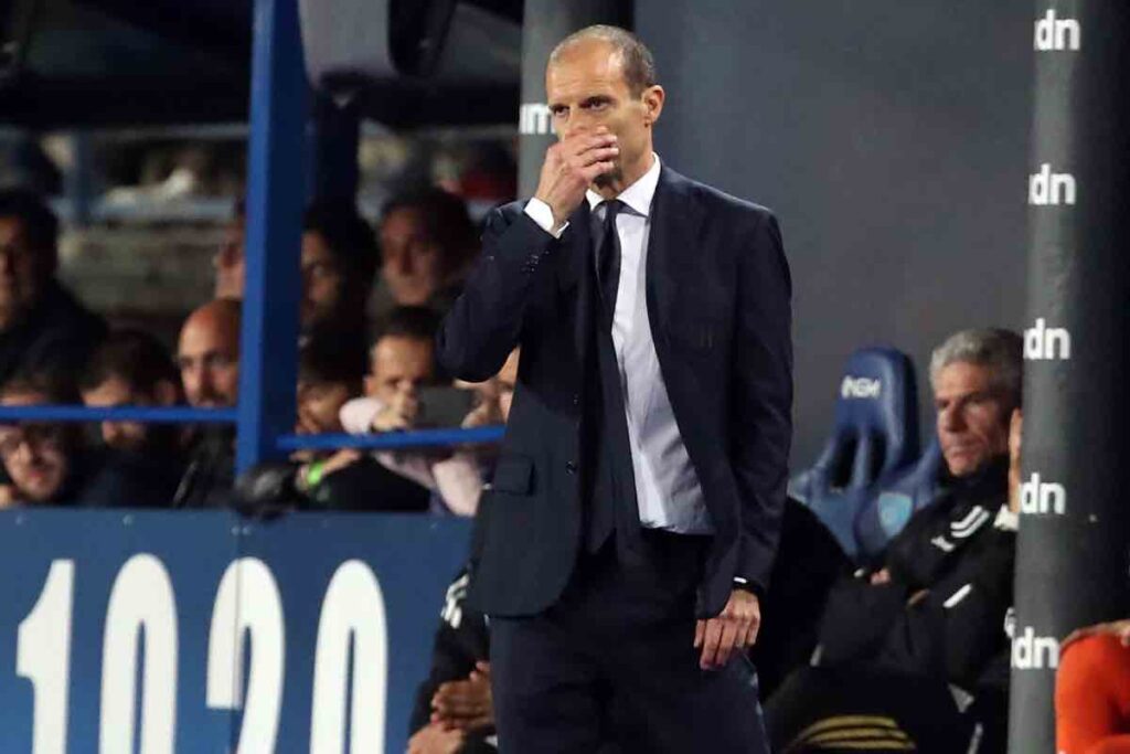 Massimiliano Allegri pensieroso
