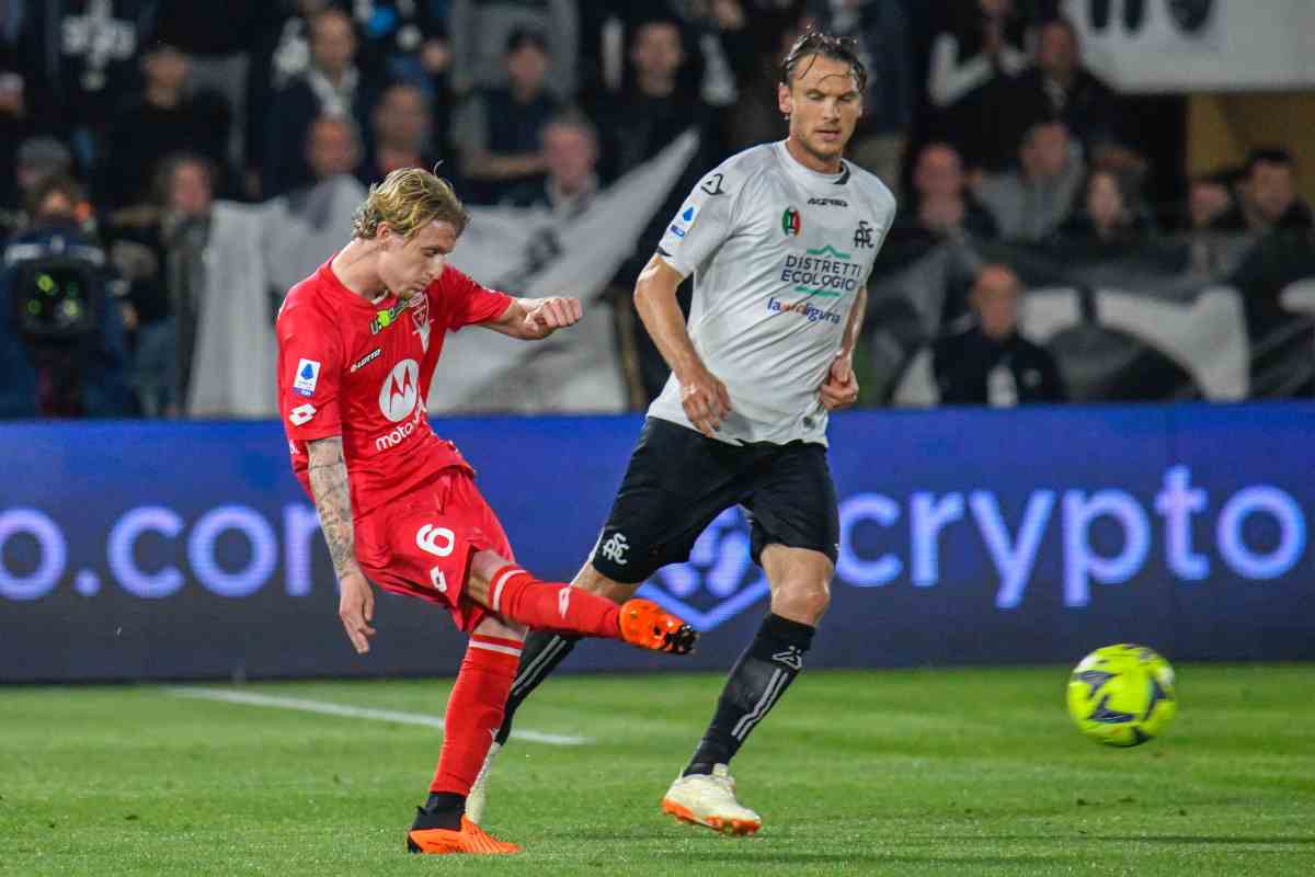 Cessione di Rovella solo a fine agosto