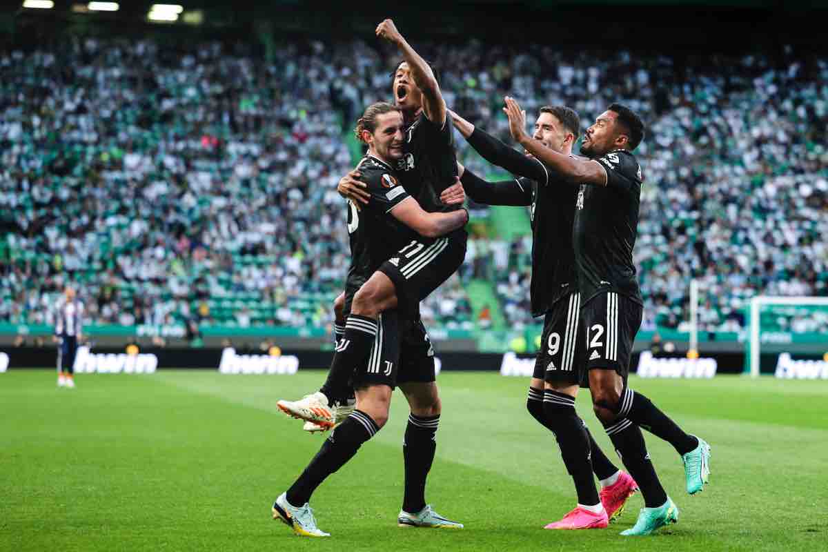 Alex Sandro e Rabiot saranno i due vice-capitano della Juventus