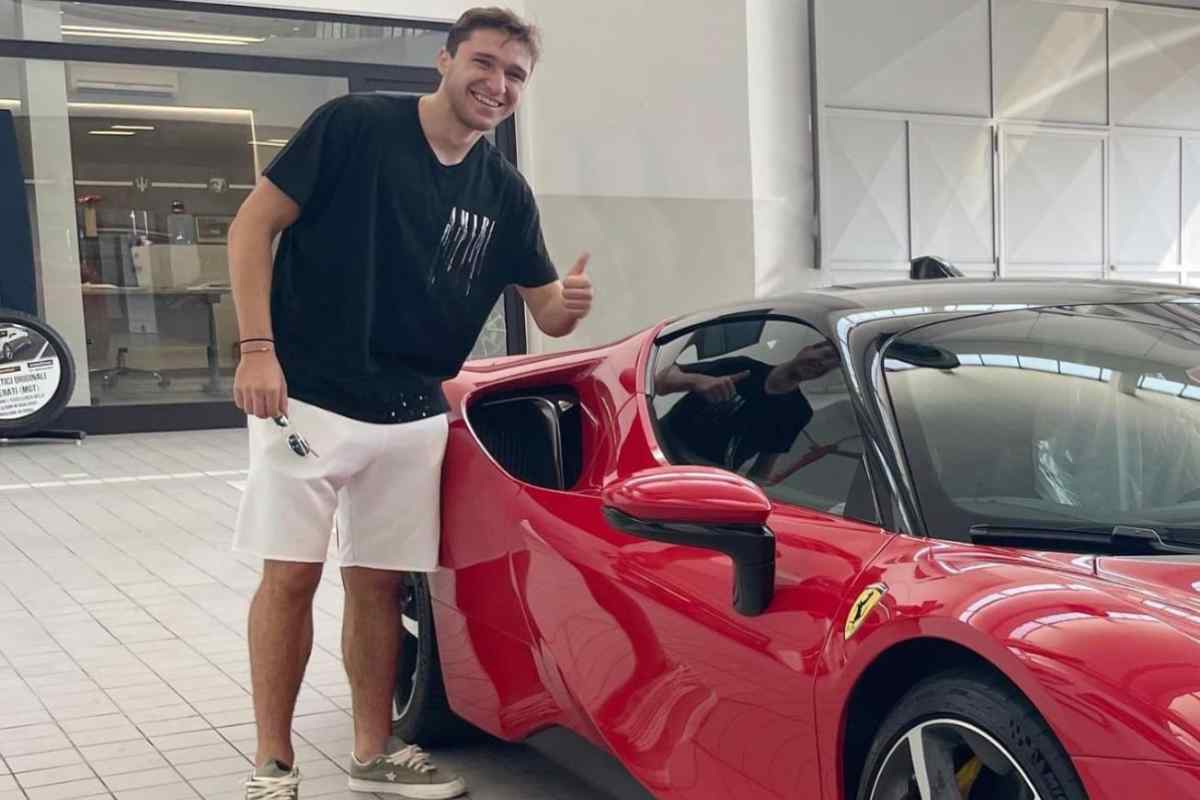 Auto Federico Chiesa Ferrari