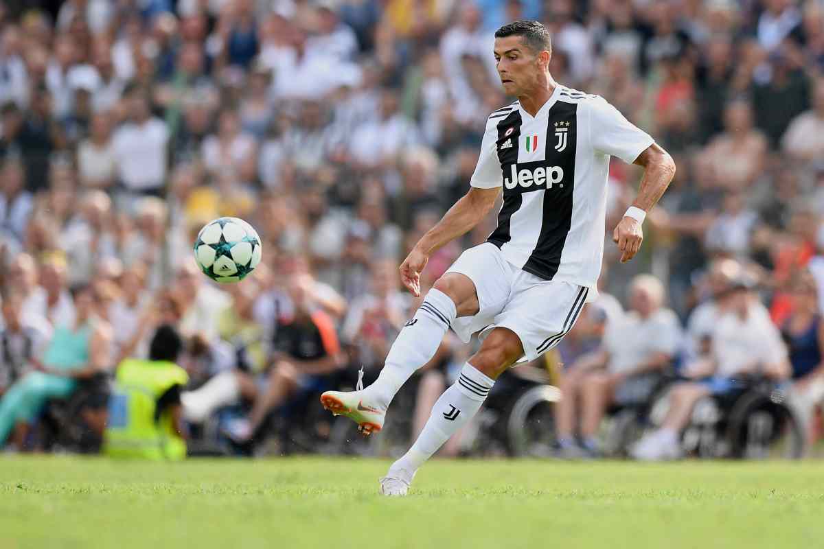 CR7 fa causa alla Juventus
