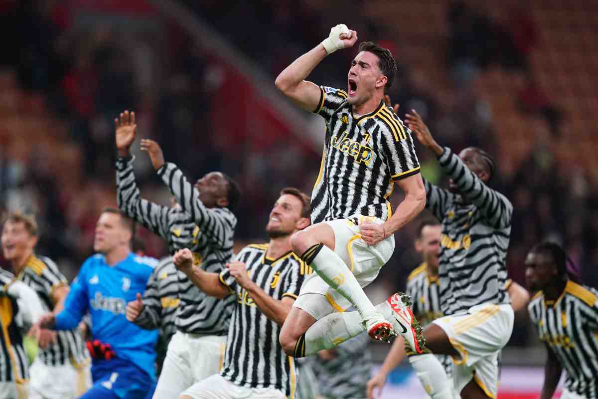 Vlahovic, la Juve pensa al rinnovo