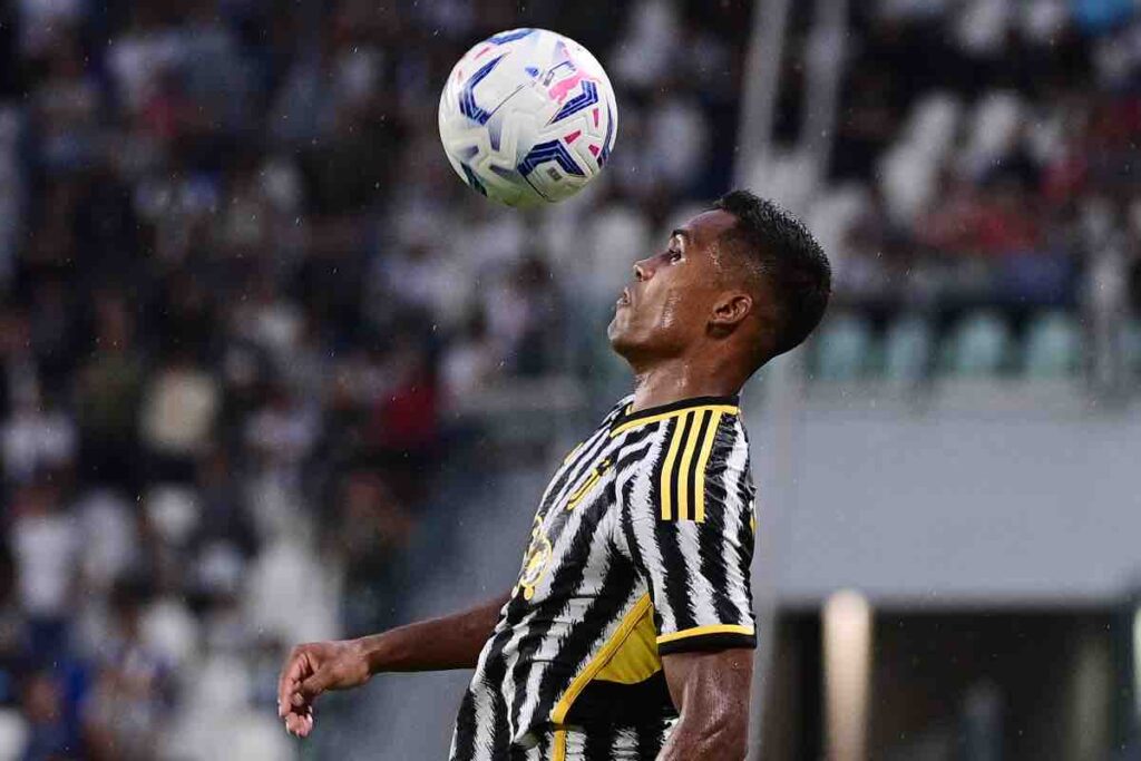 Alex Sandro pronto all'addio