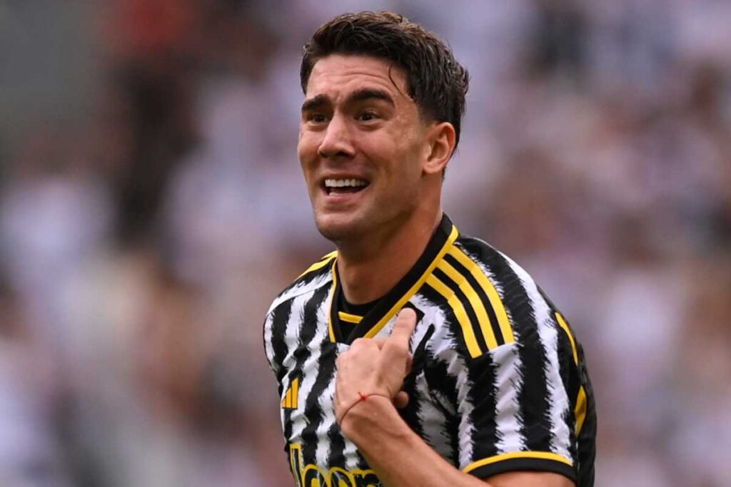 Dusan Vlahovic lascia la Juventus