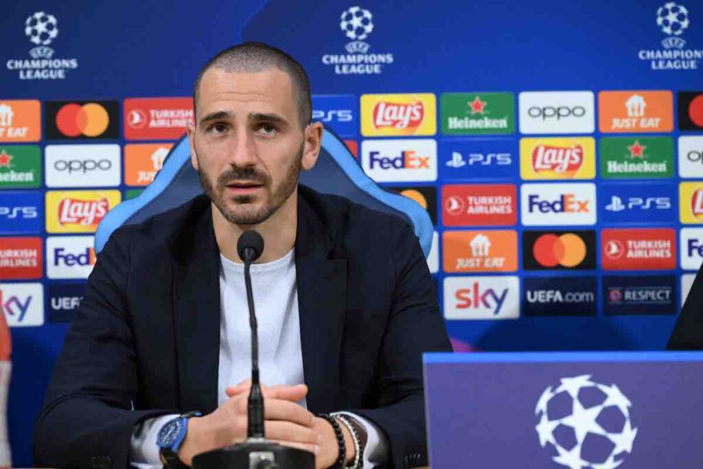 Roma, tifosi contrari all'arrivo di Bonucci: striscione durissimo