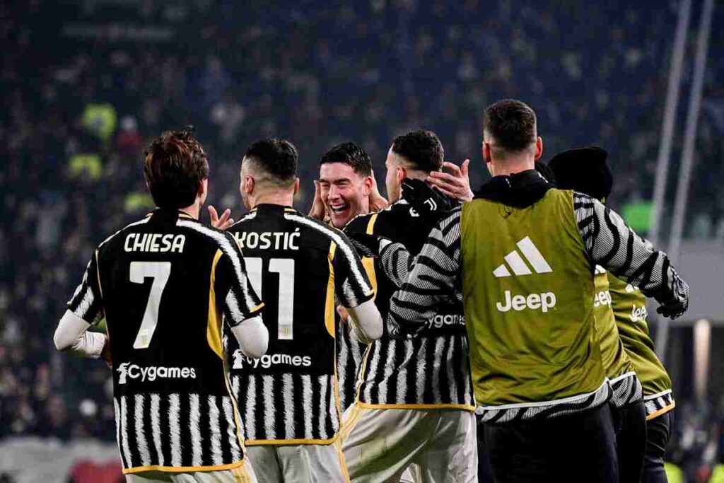 Chiesa, rinnovo sempre più in bilico. Se dovesse essere ceduto, la Juve chiederà 40 milioni.