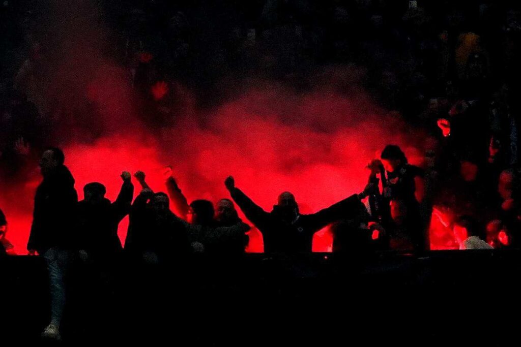 Violenze dei tifosi nerazzurri nel post gara. 2 arresti e 50 daspo.
