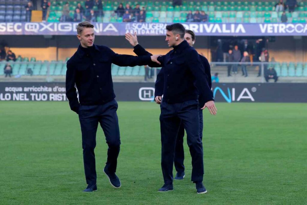 Caviglia cambia agente