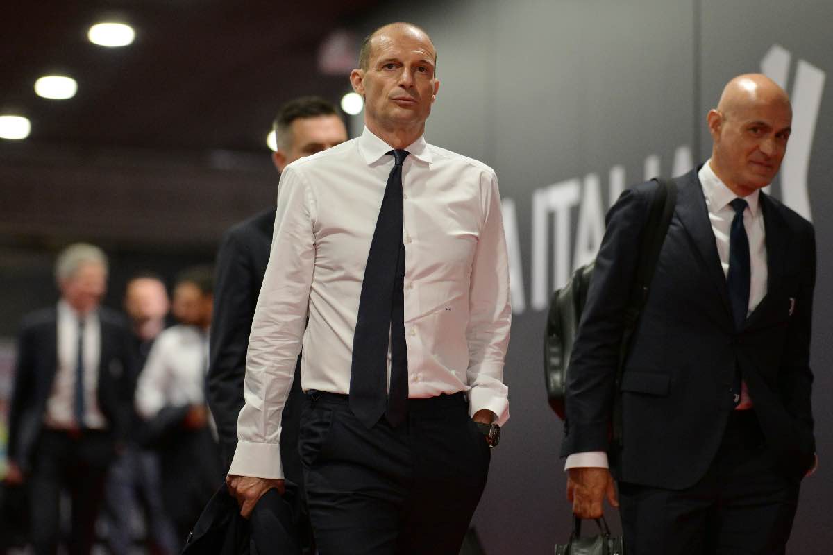 Allegri contro la stampa