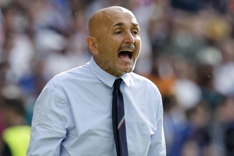 Italia, Balotelli polemico dopo l'eliminazione: il messaggio social contro Spalletti