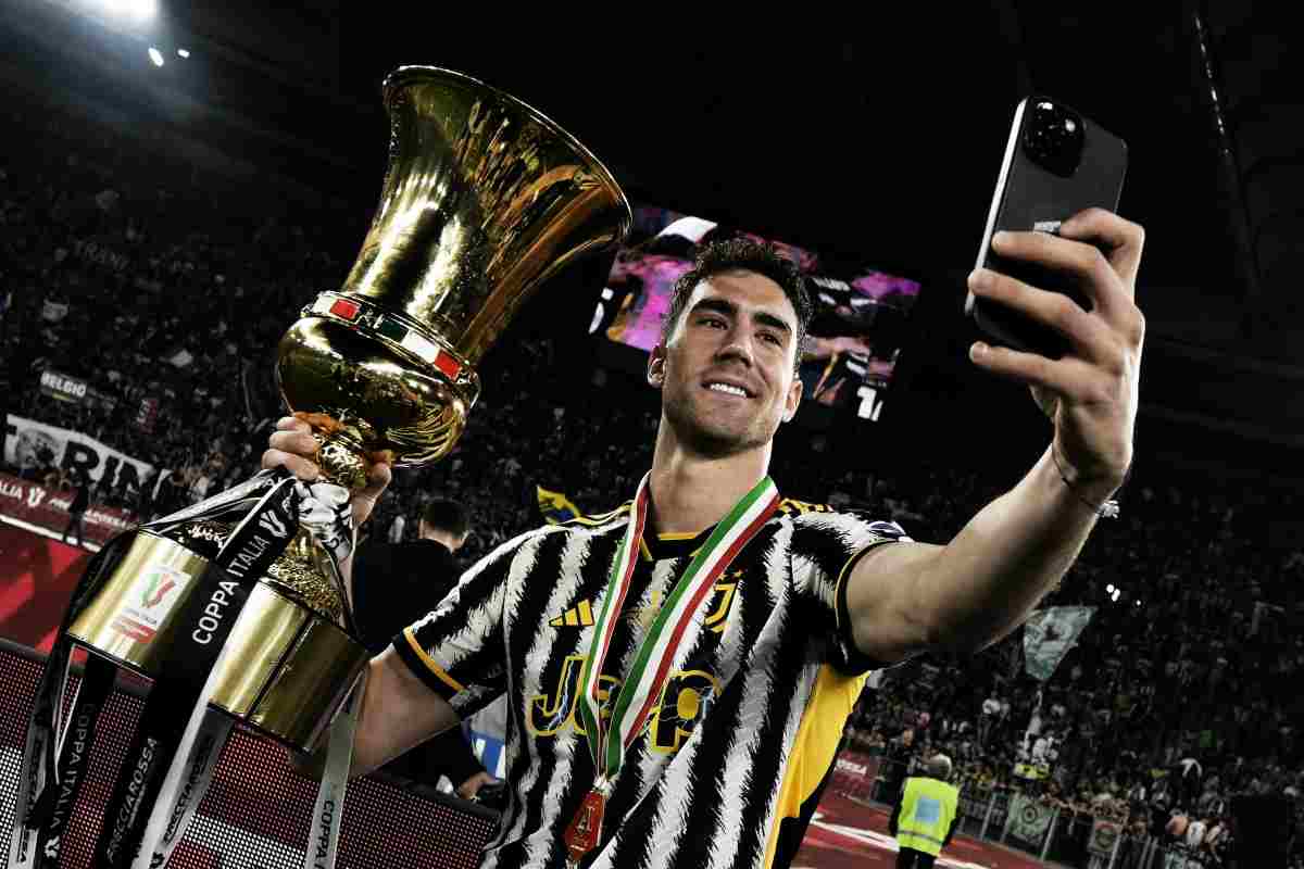 L'allenatore di Serie A su Vlahovic