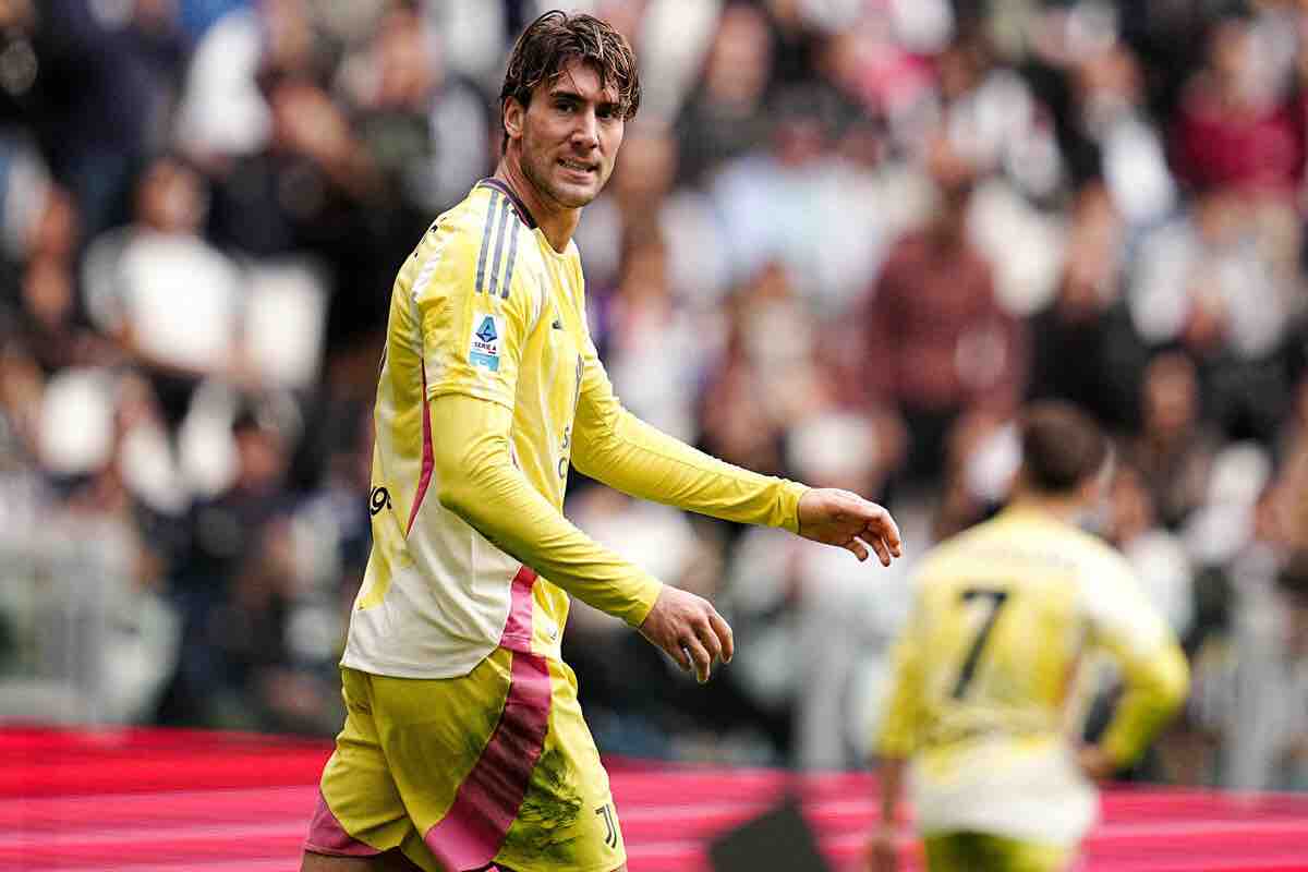 Vlahovic, la stoccata è durissima: c’entra il rinnovo di contratto