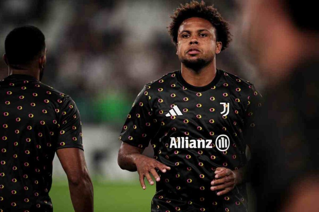 Weston McKennie lascia il ritiro degli USA