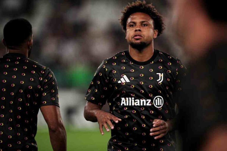 Weston McKennie lascia il ritiro degli USA