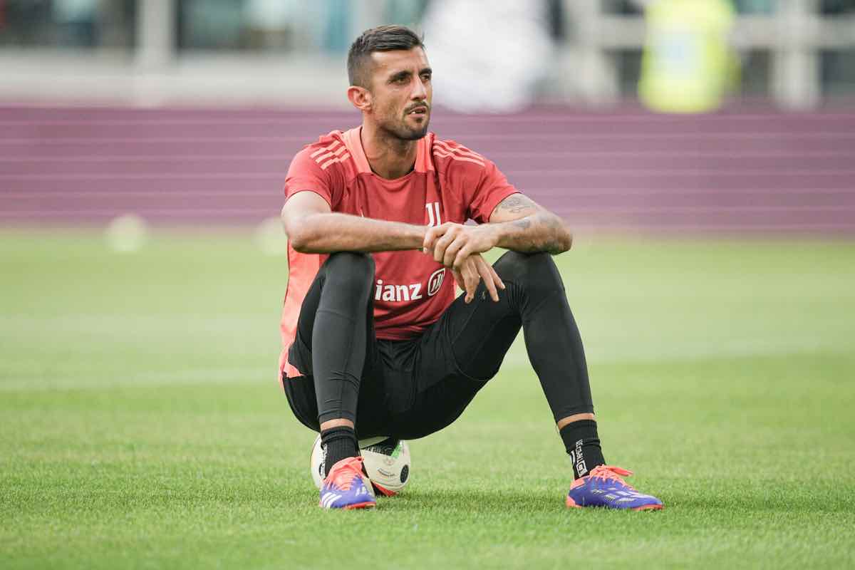 Juve, Perin esce allo scoperto: "Ho sempre avuto richieste che mi lusingano, ma..."