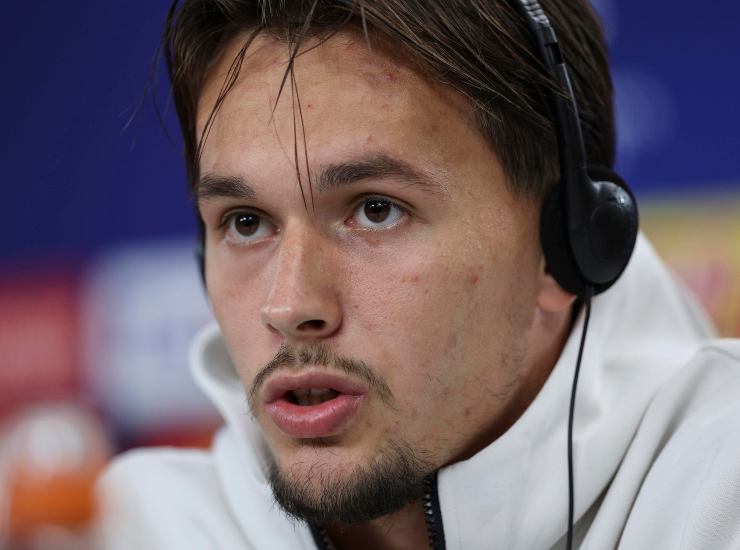 Dedic in conferenza stampa