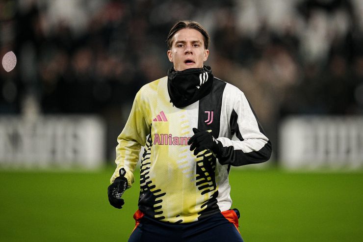 Fagioli si riscalda con la Juventus