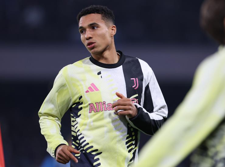 Alberto Costa con la maglia della Juventus