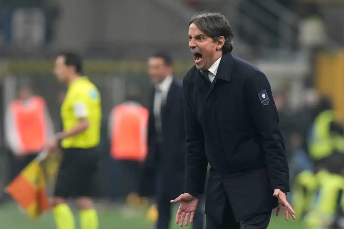 simone inzaghi in panchina