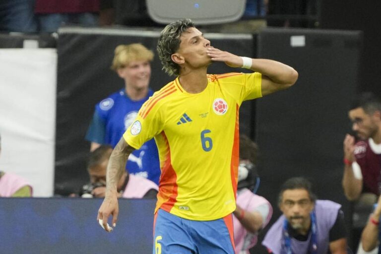 Calciomercato Juventus, colpo con beffa al Napoli