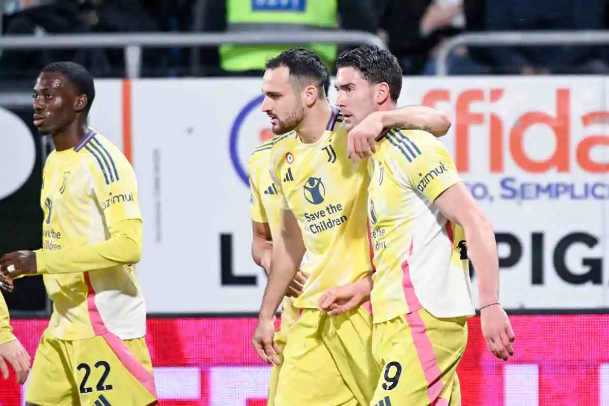 Vlahovic in campo con Gatti