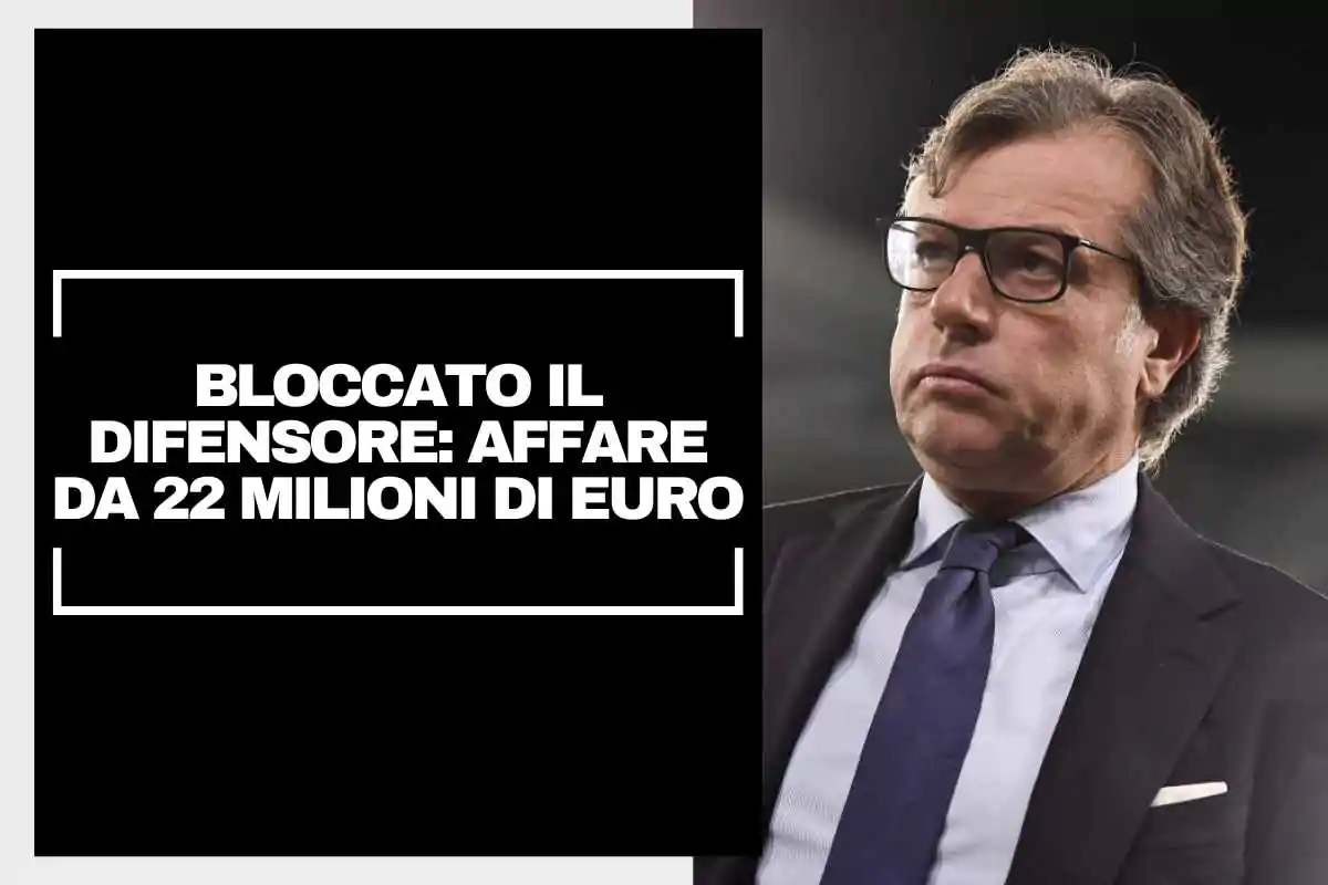 Giuntoli in vesti dirigenziali osserva da bordo campo