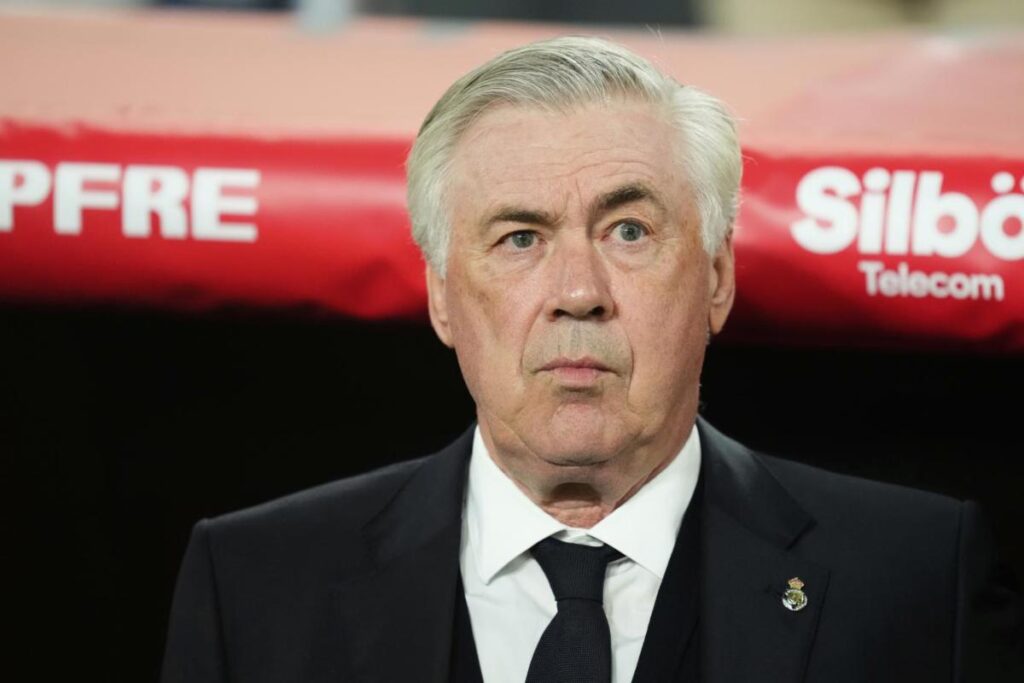 Carlo Ancelotti durante la partita
