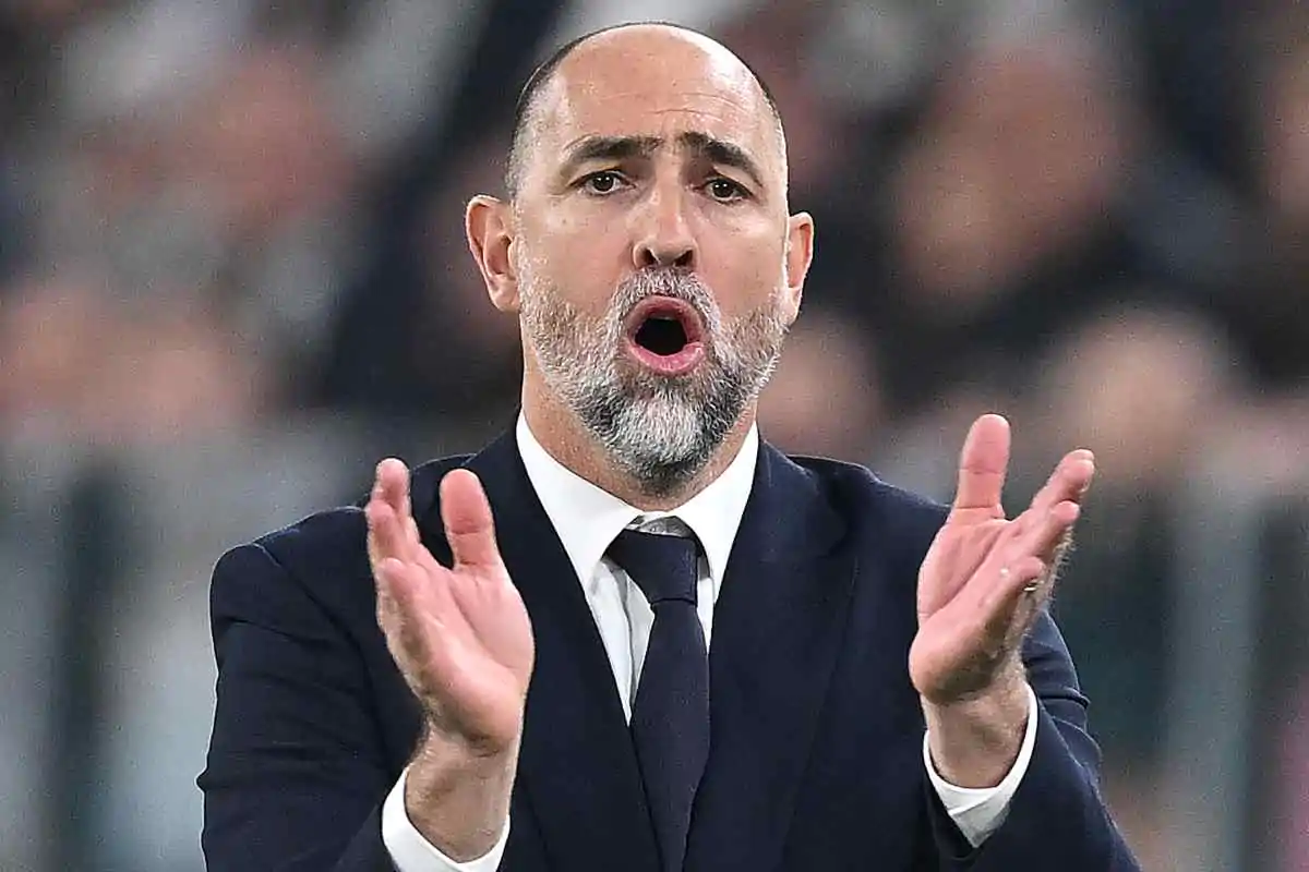 Igor Tudor applaude