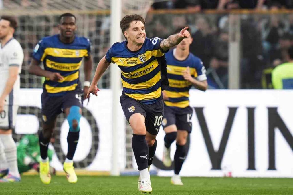 Juventus, colpo dal Parma con lo scambio