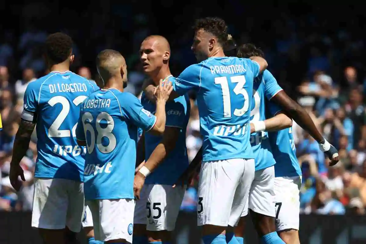 Il Napoli esulta dopo una rete